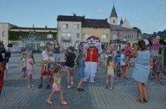 Losowe zdjęcie pochodzące z galerii wydarzenia: WAKACJE Z KULTURĄ